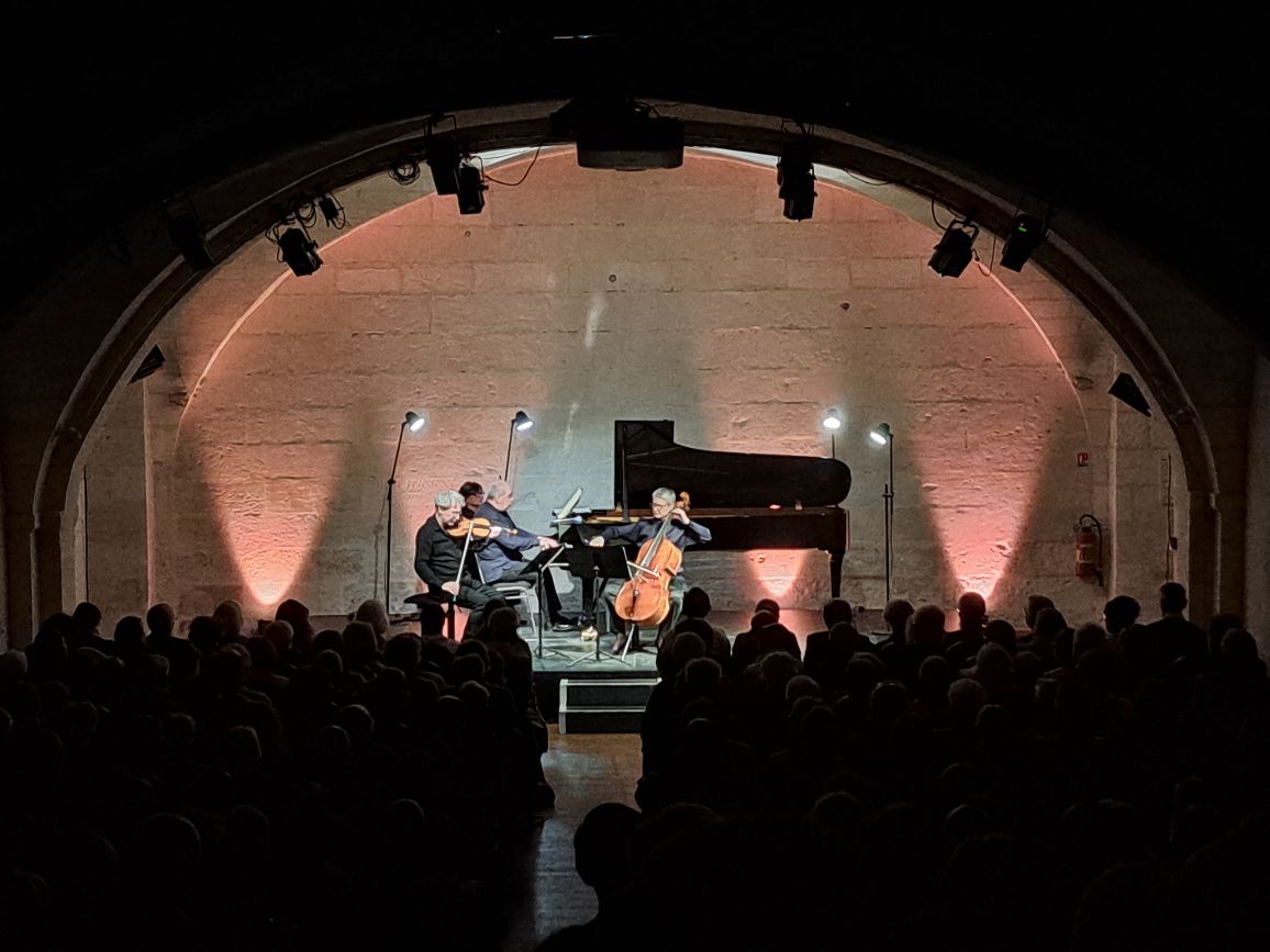 2025 04 16 Cloture Abbaye aux dames